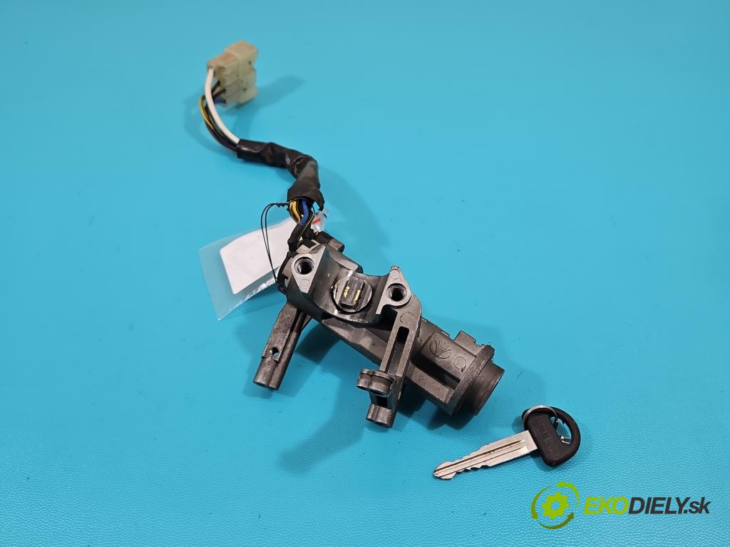 Daewoo Tico 0.8 41 HP manual 30 kW 796 cm3 5- Spínačka  (Spínacie skrinky a kľúče)