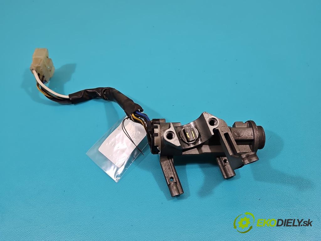 Daewoo Tico 0.8 41 HP manual 30 kW 796 cm3 5- Spínačka  (Spínacie skrinky a kľúče)