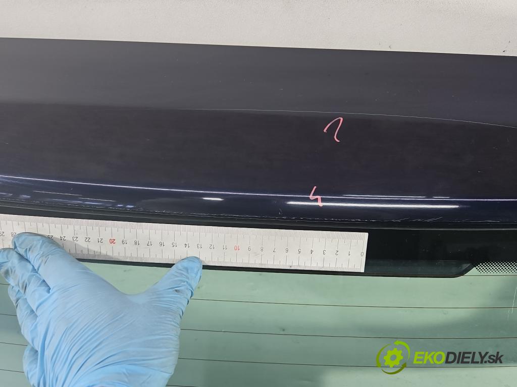 Vw Golf IV 1997-2003 1.4 16V 75 hp manual 55 kW 1390 cm3 5- zadní kufrové dveře  (Zadní kapoty)