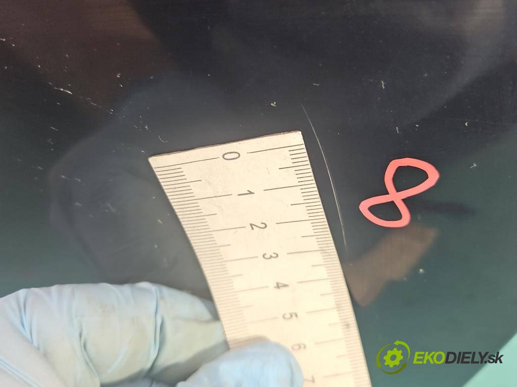 Vw Golf IV 1997-2003 1.4 16V 75 hp manual 55 kW 1390 cm3 5- zadní kufrové dveře  (Zadní kapoty)