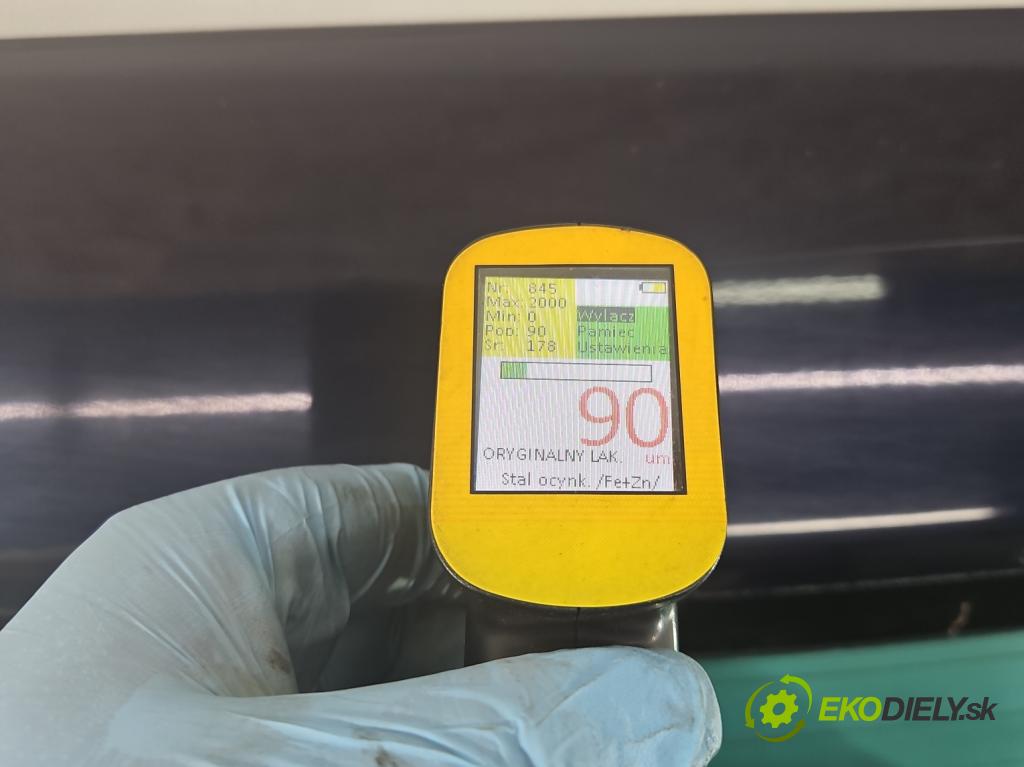 Vw Golf IV 1997-2003 1.4 16V 75 hp manual 55 kW 1390 cm3 5- zadní kufrové dveře  (Zadní kapoty)