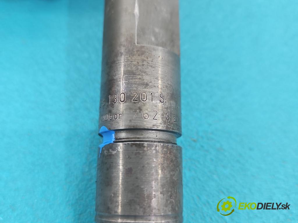 Vw Passat B5 1995-2005 1.9 tdi 110 hp manual 81 kW 1896 cm3 4- vstřikovač 028130201S (Vstřikovač paliva)