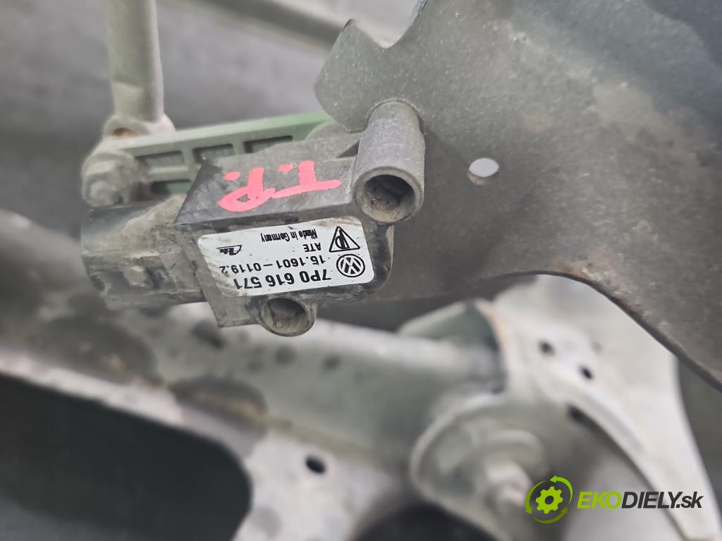 Porsche Cayenne II 2010-2017 4.8 V8 Turbo 500KM automatic 368 kW 4806 cm3 5- zadní výztuha  (Výztuhy zadní)