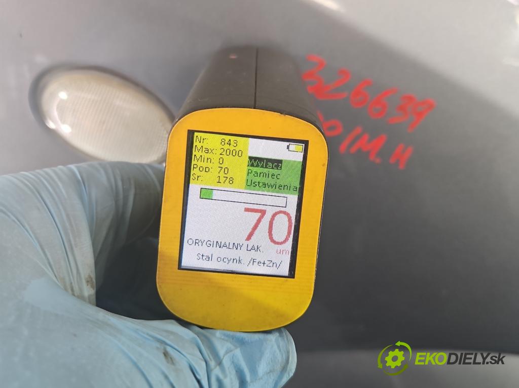 Opel Meriva A 2002-2010 1.8 16V 125 HP manual 92 kW 1796 cm3 5- blatník predné pravý  (Kľučka dverí ostatné)