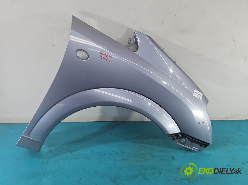 Opel Meriva A 2002-2010 1.8 16V 125 HP manual 92 kW 1796 cm3 5- blatník predné pravý  (Kľučka dverí ostatné)