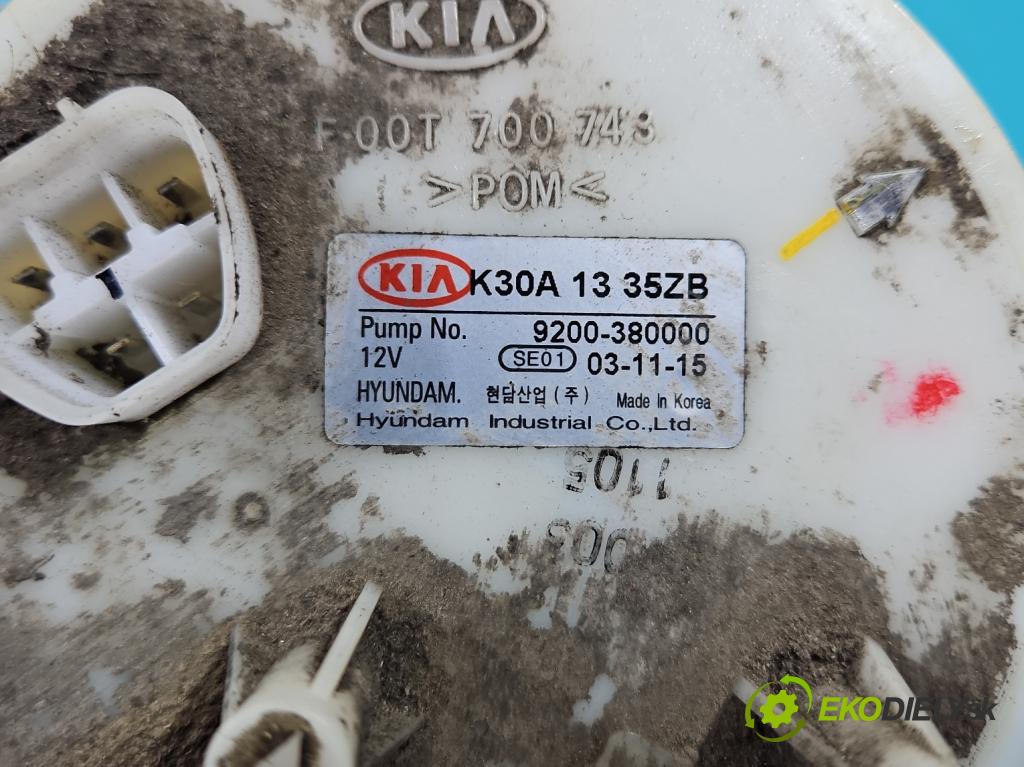 Kia Rio I 1999-2005 1.5 16V 97KM manual 71 kW 1493 cm3 5- čerpadlo paliva 9200-380000