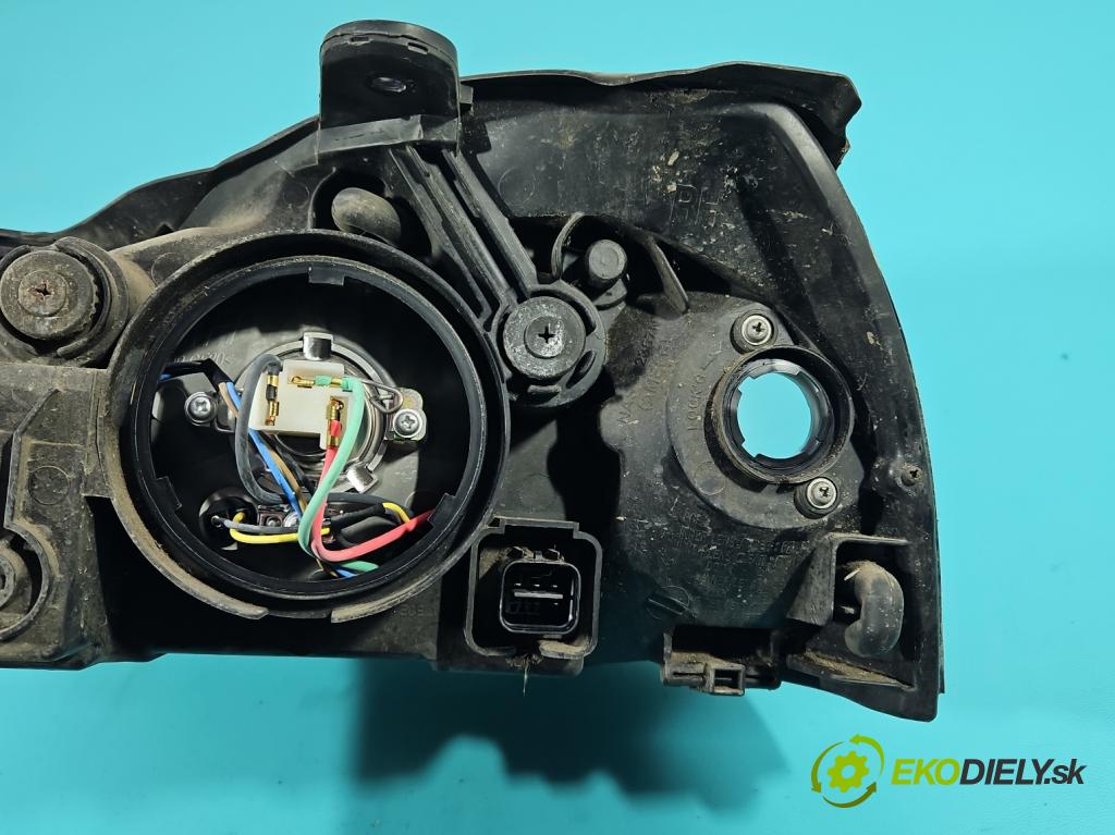 Kia Rio I 1999-2005 1.5 16V 97KM manual 71 kW 1493 cm3 5- Reflektor: pravý (Pravé)