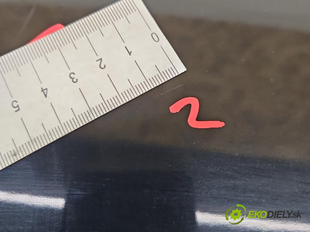 Porsche Cayenne II 2010-2017 4.8 V8 Turbo 500KM automatic 368 kW 4806 cm3 5- zadní kufrové dveře  (Zadní kapoty)