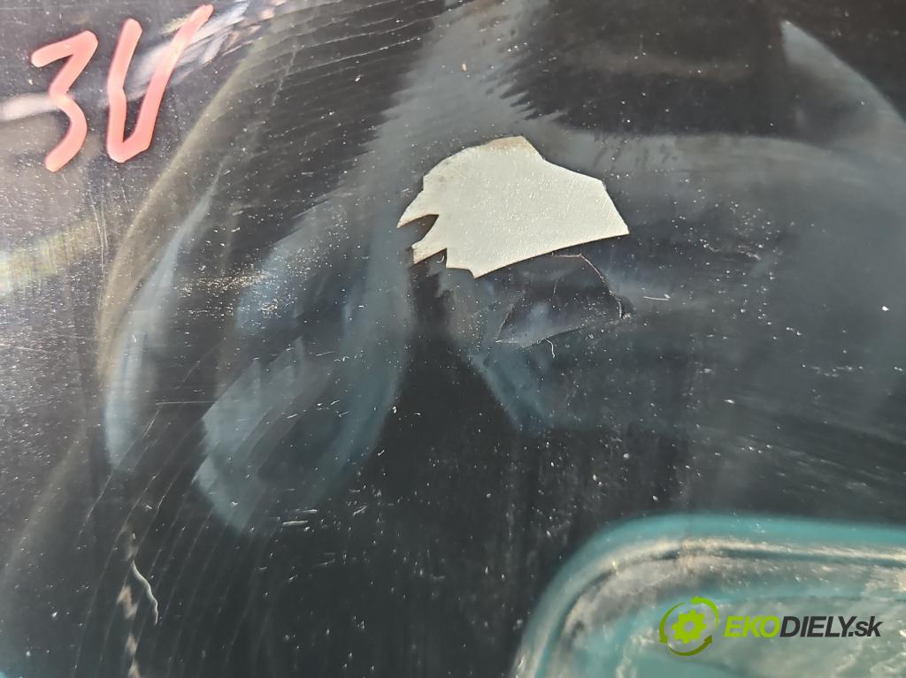 Porsche Cayenne II 2010-2017 4.8 V8 Turbo 500KM automatic 368 kW 4806 cm3 5- zadní kufrové dveře  (Zadní kapoty)