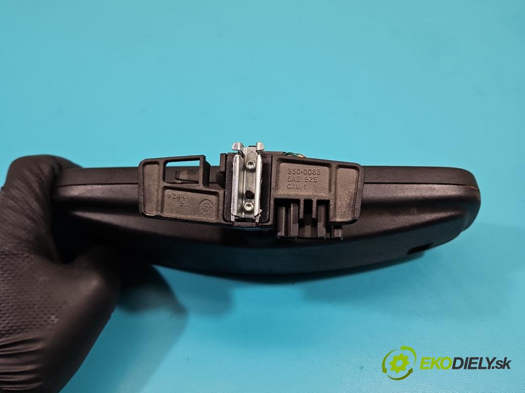 Opel Vectra C 2002-2008 1.9 cdti 150 hp manual 110 kW 1910 cm3 5- zpětné zrcátko vnitřní  (Světla vnitřní)