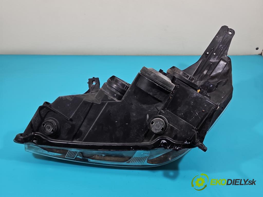 Opel Vectra C 2002-2008 1.9 cdti 150 HP manual 110 kW 1910 cm3 5- Reflektor: pravý 13251940 (Pravé)