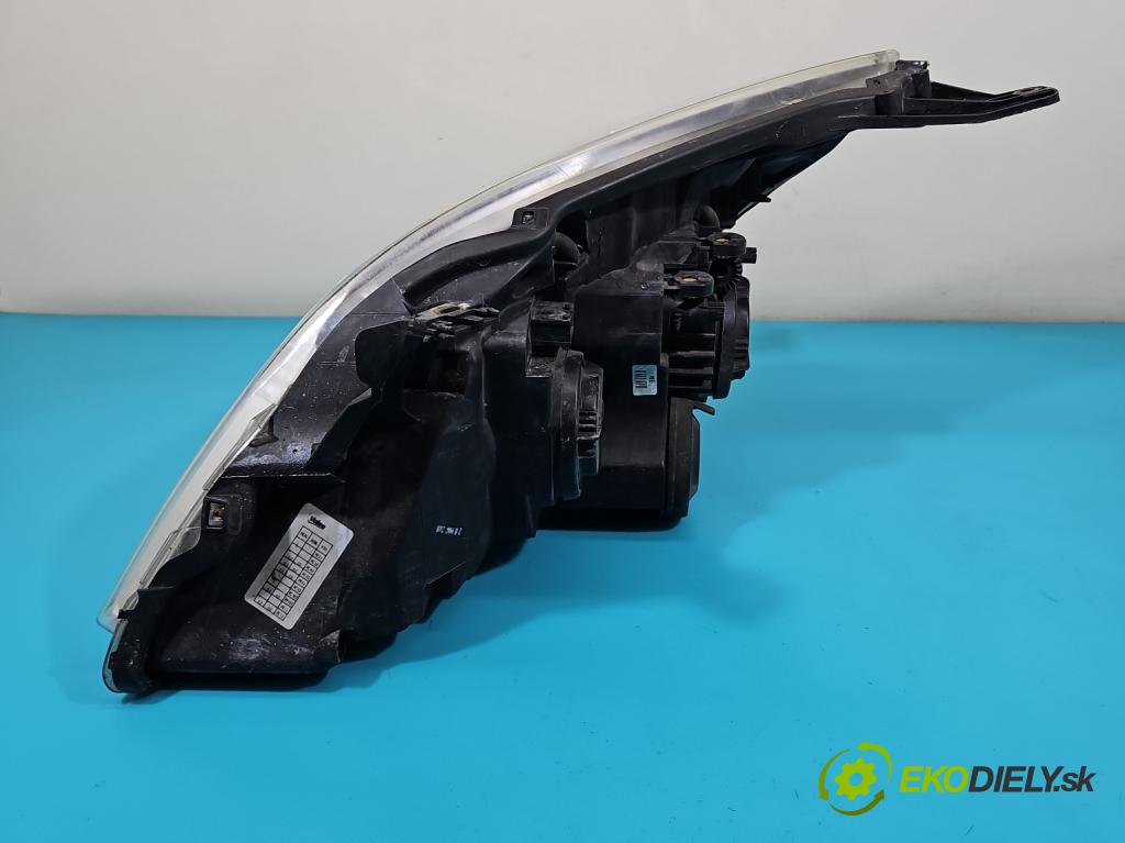 Opel Vectra C 2002-2008 1.9 cdti 150 HP manual 110 kW 1910 cm3 5- Reflektor: pravý 13251940 (Pravé)