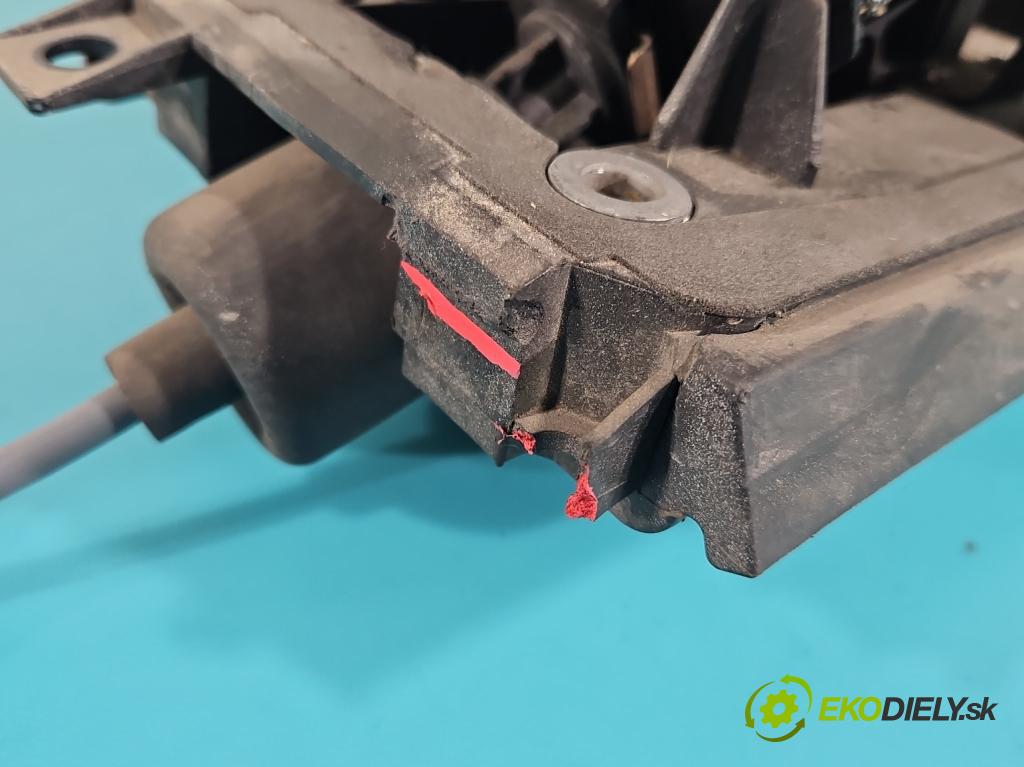 Porsche Cayenne II 2010-2017 4.8 V8 Turbo 500KM automatic 368 kW 4806 cm3 5- Páka: Změny: stupeň,rýchlosť 7P5713025N (Rýchlostná páka (kulisa))