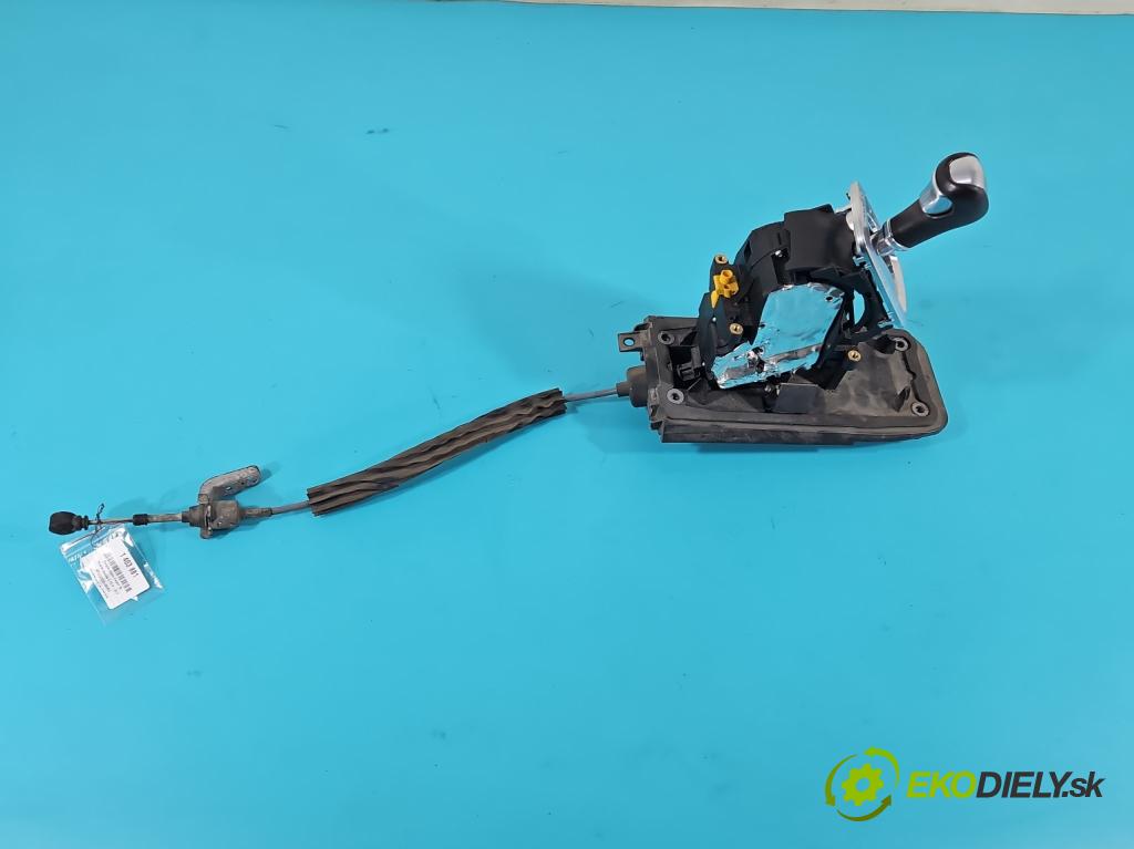 Porsche Cayenne II 2010-2017 4.8 V8 Turbo 500KM automatic 368 kW 4806 cm3 5- Páka: Změny: stupeň,rýchlosť 7P5713025N (Rýchlostná páka (kulisa))