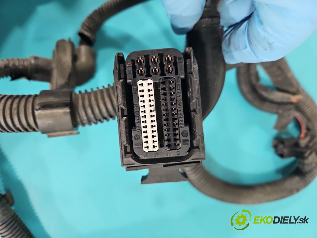 Porsche Cayenne II 2010-2017 4.8 V8 Turbo 500KM automatic 368 kW 4806 cm3 5- skříňka pojistková  (Pojistkové skříňky)