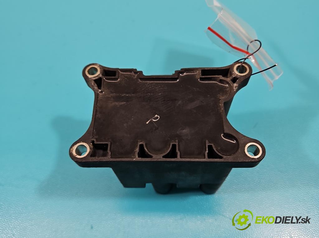 Ford Focus Mk2 2004-2011 1.6 16V 101 HP manual 74 kW 1596 cm3 5- cievka zapaľovacia CM5G-12029-FC (Zapaľovacie cievky, moduly)