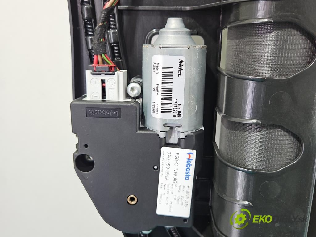 Porsche Cayenne II 2010-2017 4.8 V8 Turbo 500KM automatic 368 kW 4806 cm3 5- Střešní okno:  (Okna karoserie)