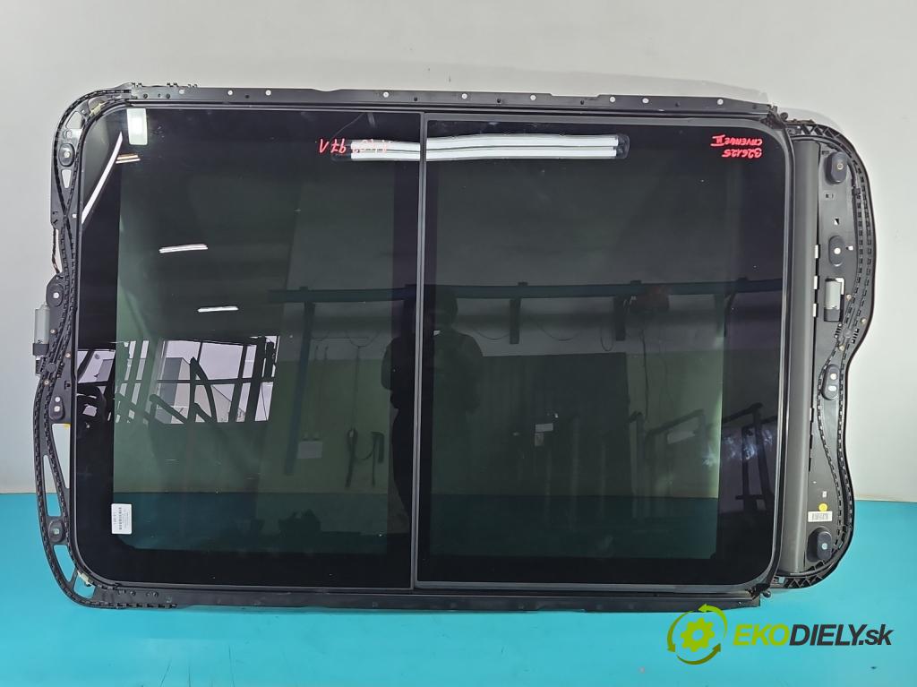 Porsche Cayenne II 2010-2017 4.8 V8 Turbo 500KM automatic 368 kW 4806 cm3 5- Střešní okno:  (Okna karoserie)