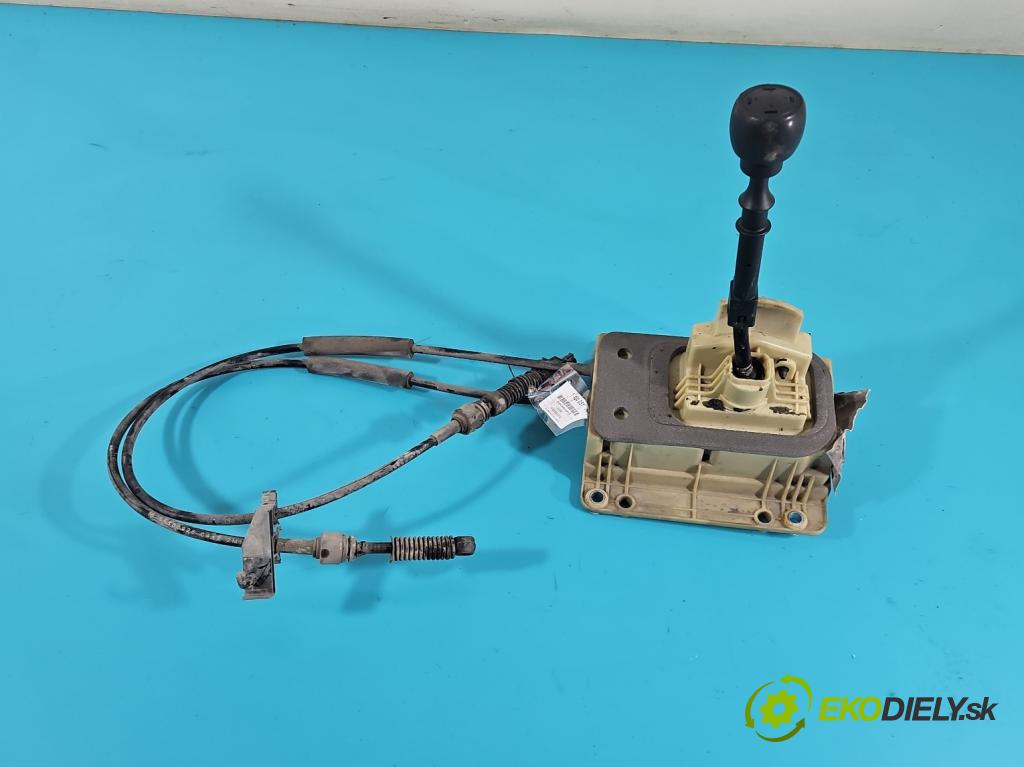 Fiat Stilo 1.2 16V 80 HP manual 59 kW 1242 cm3 5- Páka: Změny: stupeň,rýchlosť 735304950 (Rýchlostné páky / kulisy)