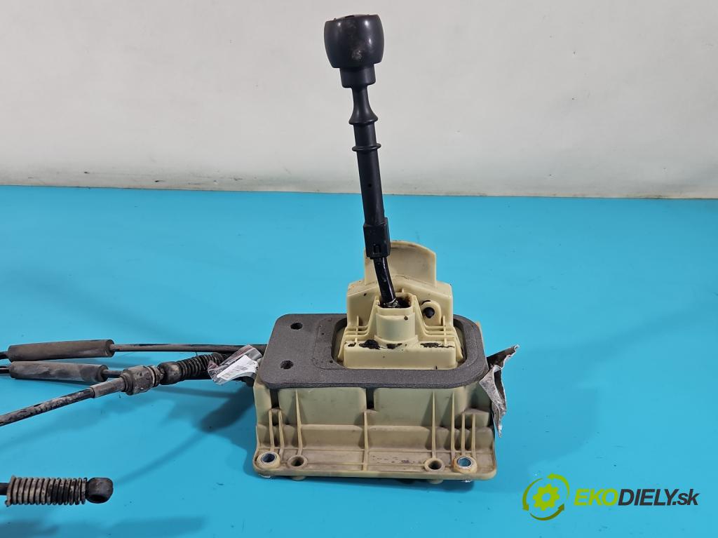 Fiat Stilo 1.2 16V 80 HP manual 59 kW 1242 cm3 5- Páka: Změny: stupeň,rýchlosť 735304950 (Rýchlostné páky / kulisy)