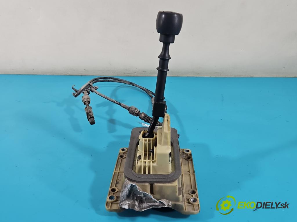 Fiat Stilo 1.2 16V 80 HP manual 59 kW 1242 cm3 5- Páka: Změny: stupeň,rýchlosť 735304950 (Rýchlostné páky / kulisy)