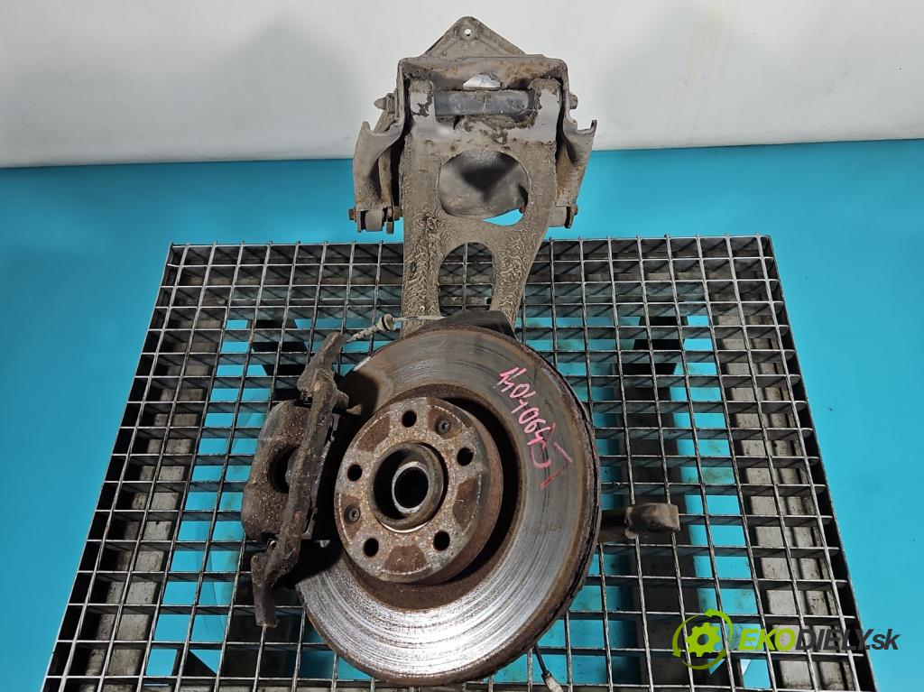 Peugeot 407 1.6 hdi 109 HP manual 80 kW 1560 cm3 4- náboj ľavé  (Náboje)