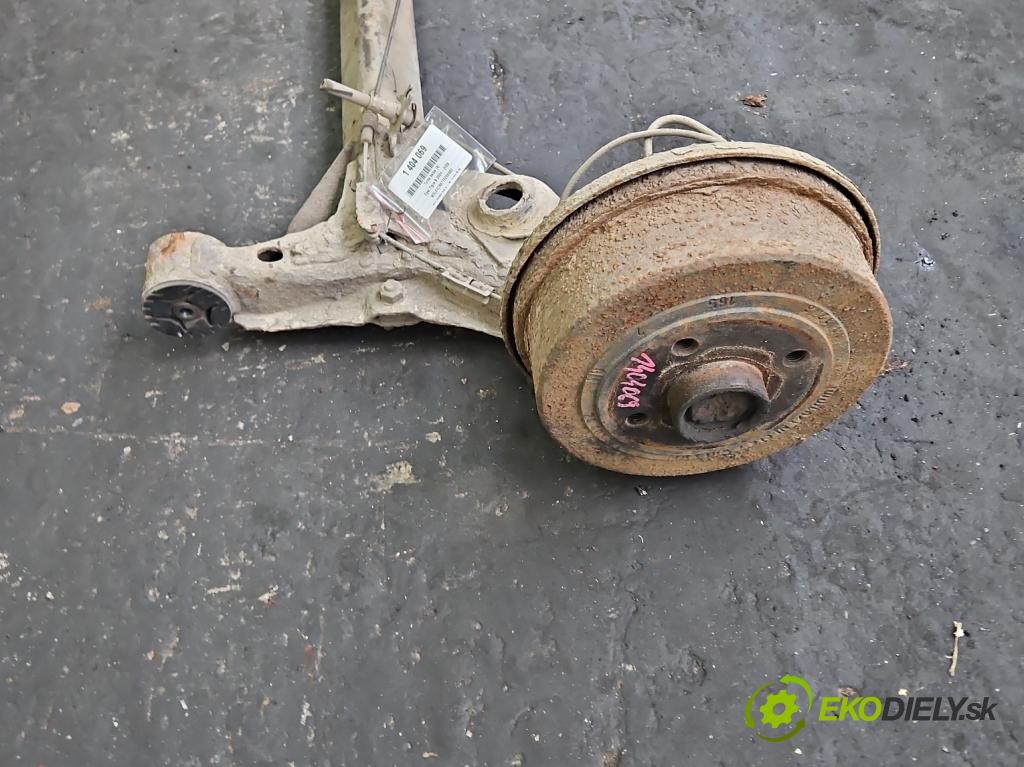 Opel Tigra B 2004-2009 1.4 16V 90 hp manual 66 kW 1364 cm3 2- zadní výztuha  (Výztuhy zadní)