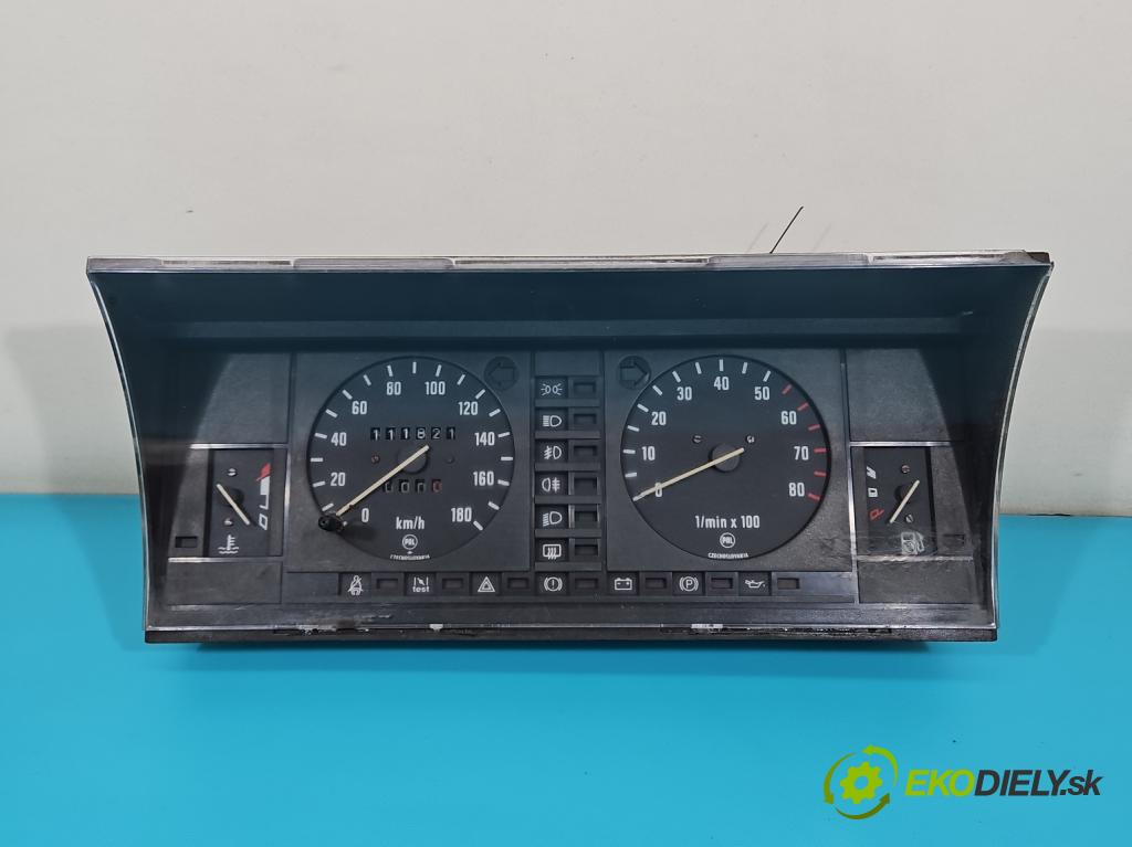 Skoda Favorit 1.3 plyn: 58 HP manual 43 kW 1296 cm3 5- prístrojovka/ budíky 443439085010 (Prístrojové dosky, displeje)