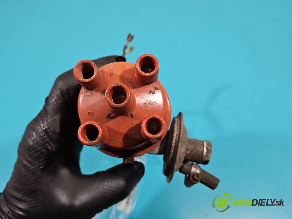 Skoda Favorit 1.3 plyn: 58 HP manual 43 kW 1296 cm3 5- rozdeľovač (Rozdeľovače)