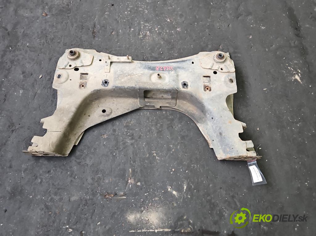 Nissan Micra K12 2003-2010 1.5 dci 68 HP manual 50 kW 1461 cm3 3- výstuha motora 