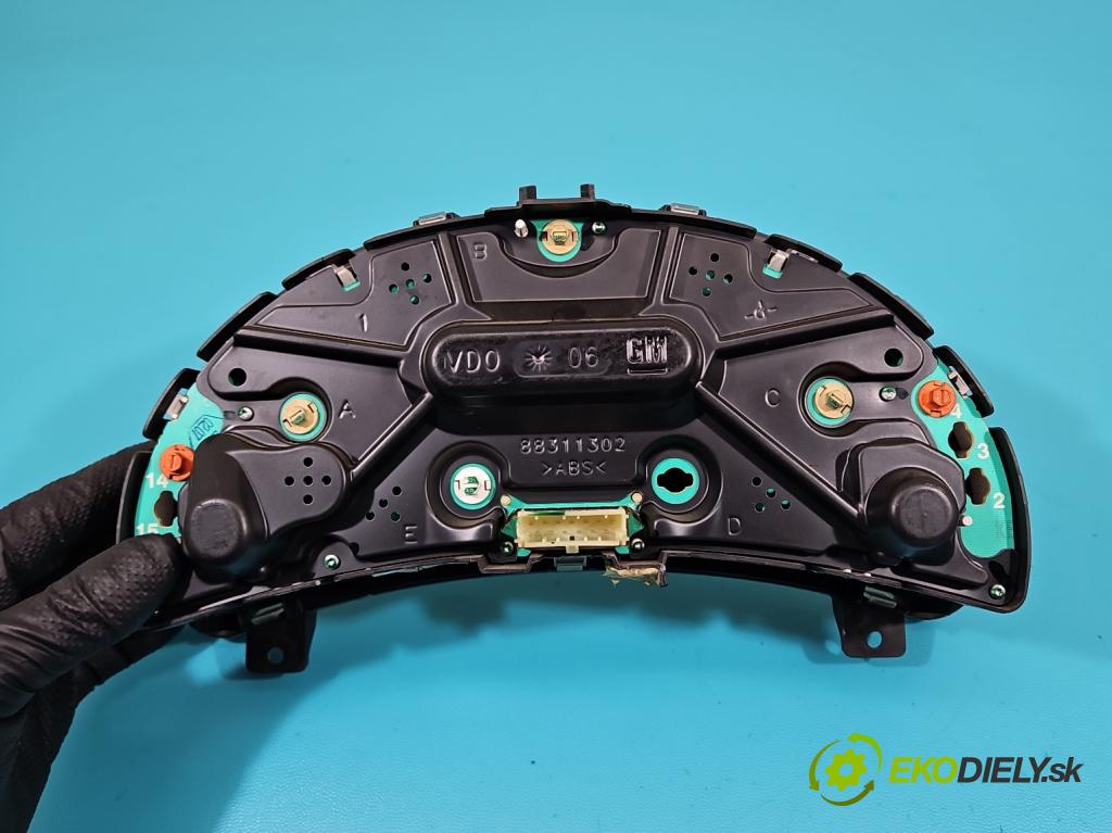 Opel Tigra B 2004-2009 1.4 16V 90 HP manual 66 kW 1364 cm3 2- riadiaca jednotka motora 0261208394