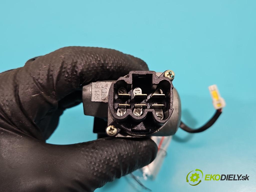 Nissan Primera P12 2001-2007 1.8 16V 116 HP manual 85 kW 1769 cm3 5- Spínačka  (Spínacie skrinky a kľúče)