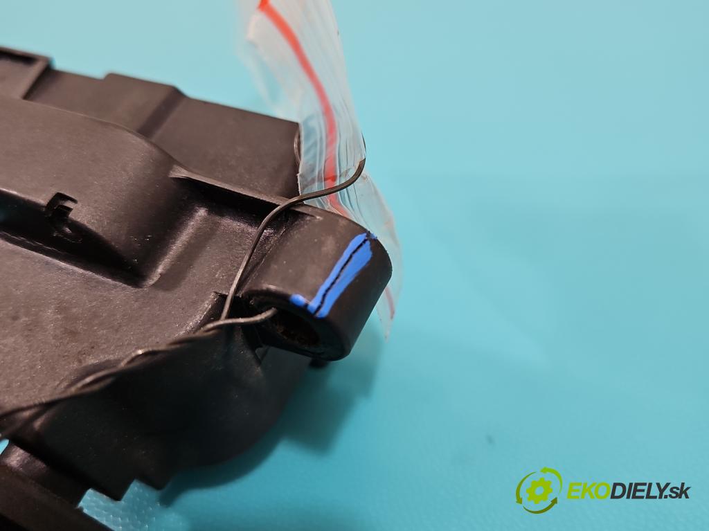 Opel Meriva A 2002-2010 1.8 16V 125 HP manual 92 kW 1796 cm3 5- cievka zapaľovacia 90536194 (Zapaľovacie cievky, moduly)