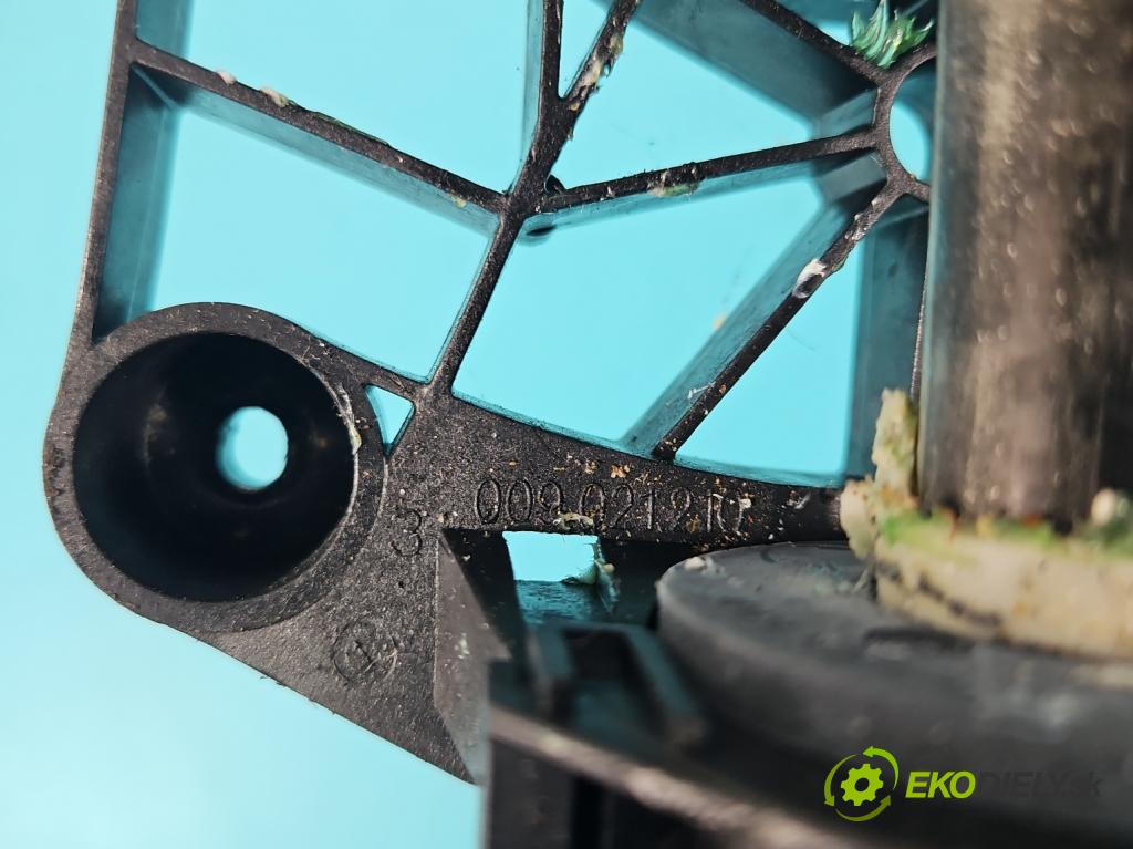 Opel Meriva A 2002-2010 1.8 16V 125 HP manual 92 kW 1796 cm3 5- Páka: Změny: stupeň,rýchlosť  (Rýchlostné páky / kulisy)