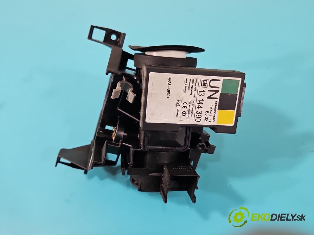 Opel Meriva A 2002-2010 1.4 16V 90 HP manual 66 kW 1364 cm3 5- riadiaca jednotka motora 0261208255