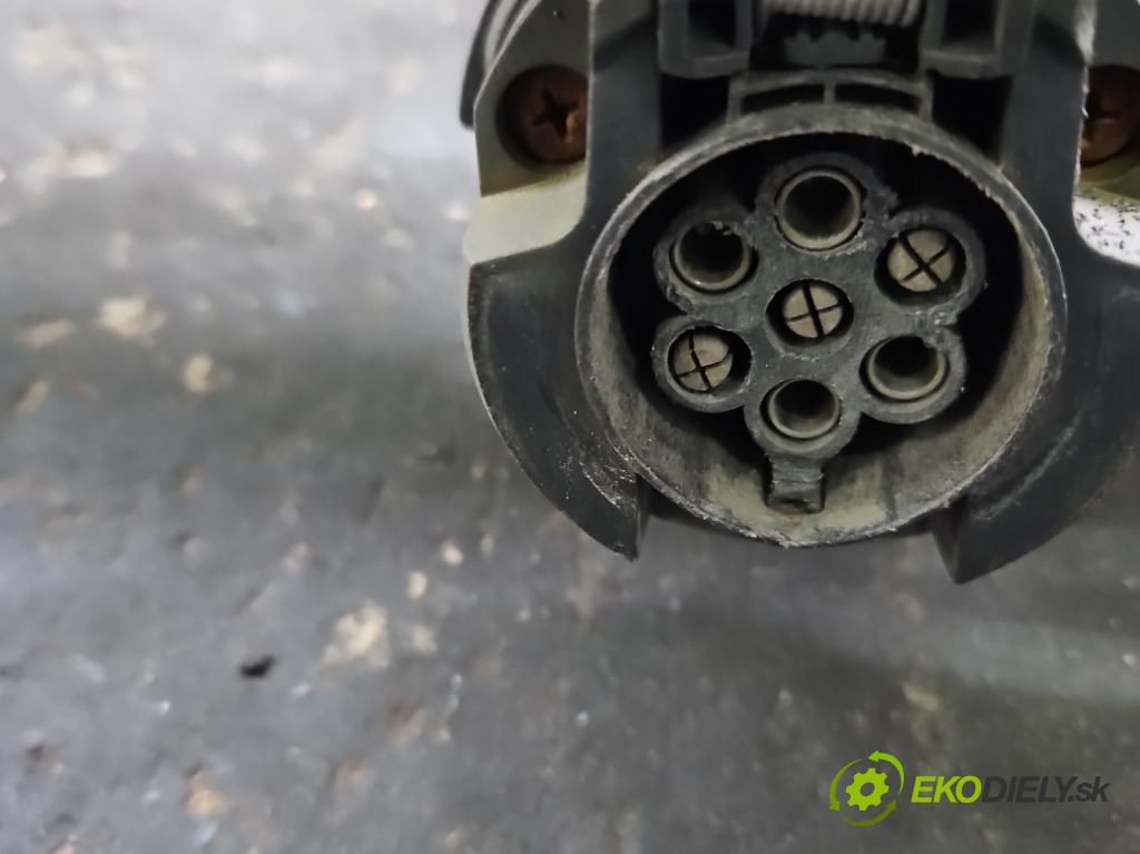 Nissan Primera P12 2001-2007 1.8 16V 116 hp manual 85 kW 1769 cm3 5- oko tažné  (Tažná zařízení)