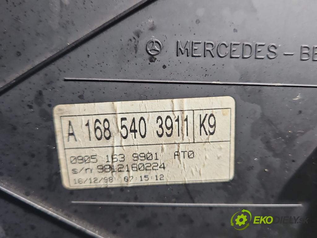 Mercedes A W168 1997-2004 1.7 cdi 95 HP automatic 70 kW 1689 cm3 5- prístrojovka/ budíky A1685403911 (Prístrojové dosky, displeje)