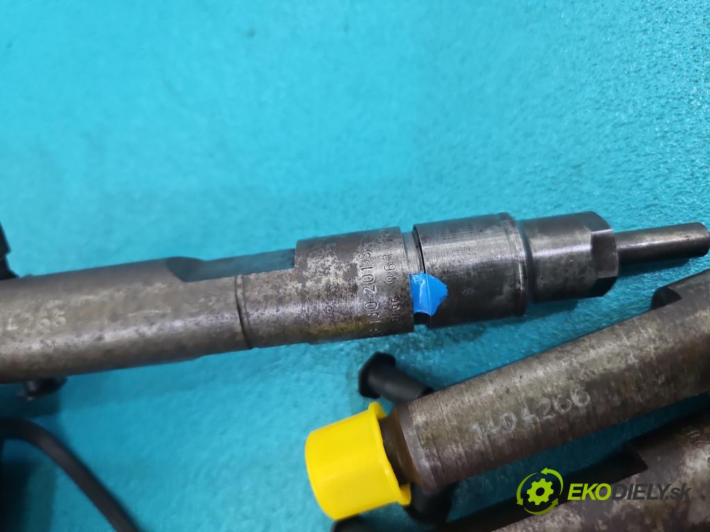 Audi A3 8L 1996-2003 1.9 tdi 110 HP manual 81 kW 1896 cm3 3- vstrek 028130201S (Vstrekovač paliva)