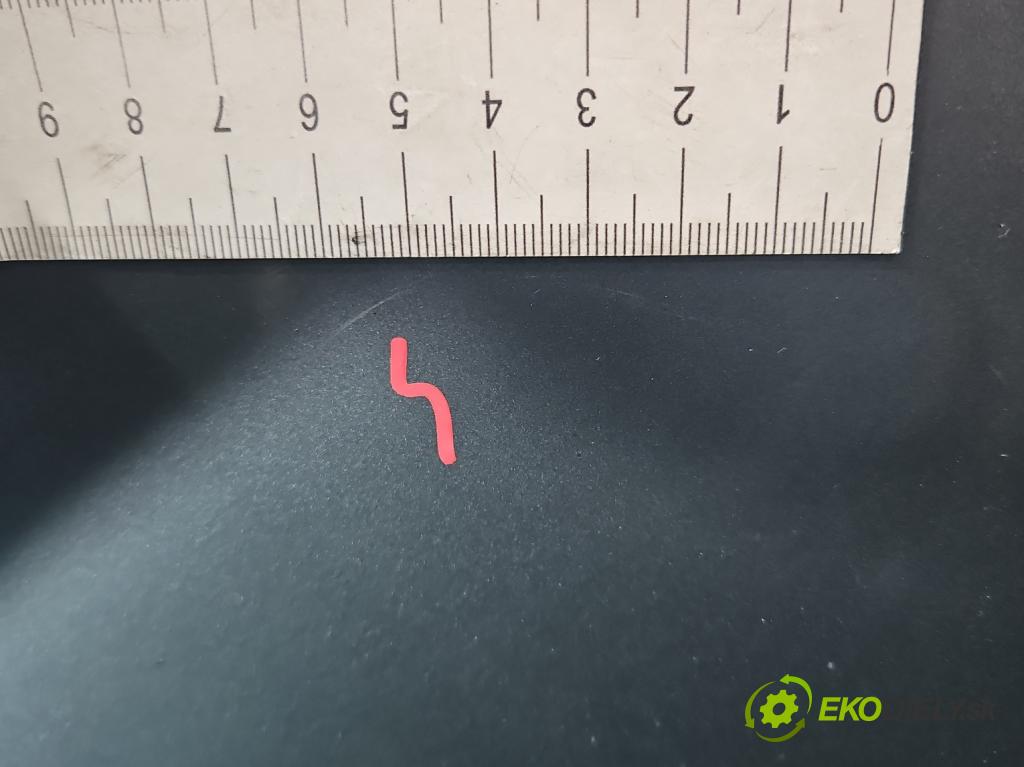 Opel Zafira B 2005-2014 1.8 16V 140 hp manual 103 kW 1796 cm3 5- zadní kufrové dveře  (Zadní kapoty)