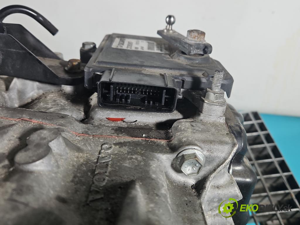 Volvo V90 2016- 2.0 D5 235 HP automatic 173 kW 1969 cm3 5- prevodovka stupeň,rýchlosť automat P1285133