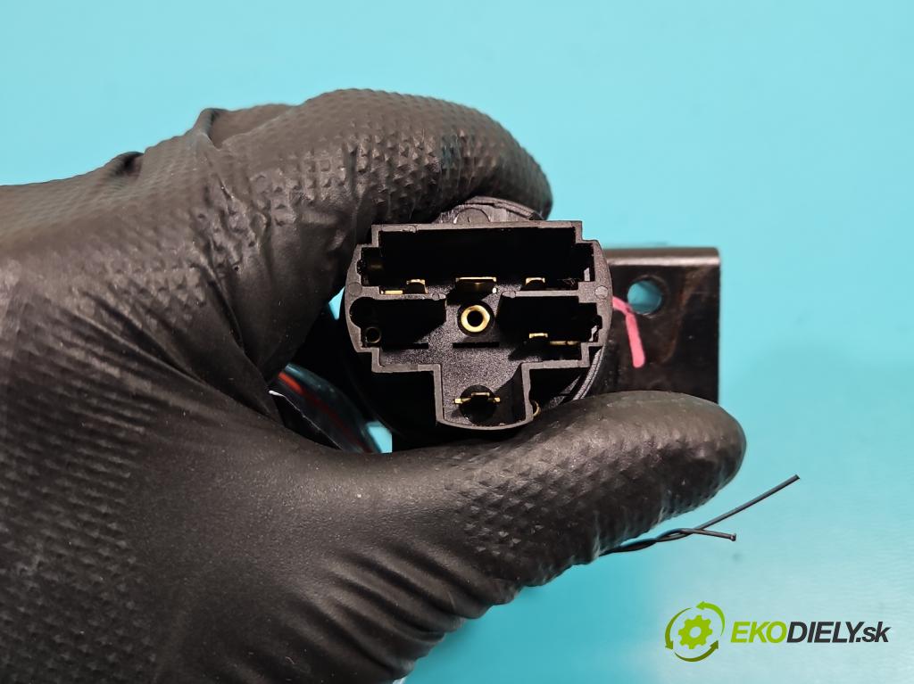 Fiat Panda II 2003-2012 1.1 54 HP manual 40 kW 1108 cm3 5- Spínačka (Spínacie skrinky a kľúče)