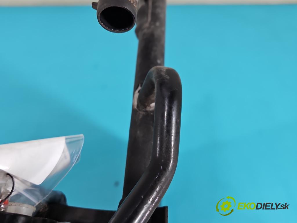 Opel Zafira B 2005-2014 1.8 16V 140 HP manual 103 kW 1796 cm3 5- chladič klimatizácie  (Chladiče klimatizácie)