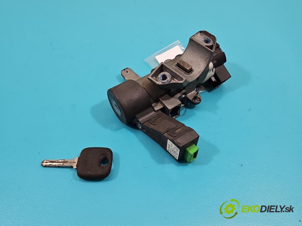 Volvo S60 I 2000-2010 2.4 D5 163 HP automatic 120 kW 2401 cm3 4- Spínačka  (Spínacie skrinky a kľúče)