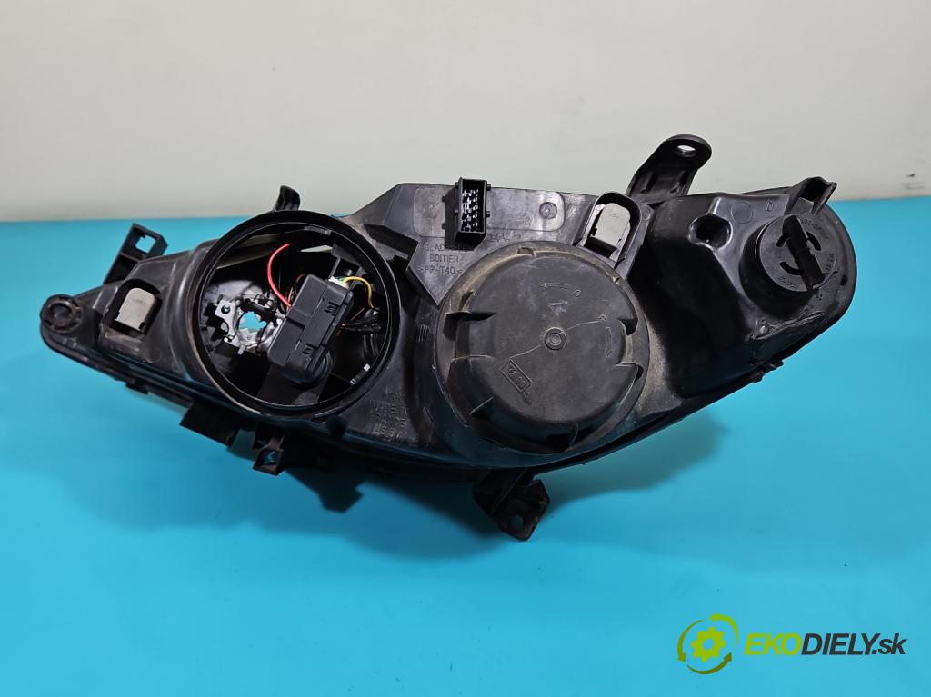 Peugeot 307 2.0 hdi 90 HP manual 66 kW 1997 cm3 5- Reflektor: pravý 9641615280 (Pravé)