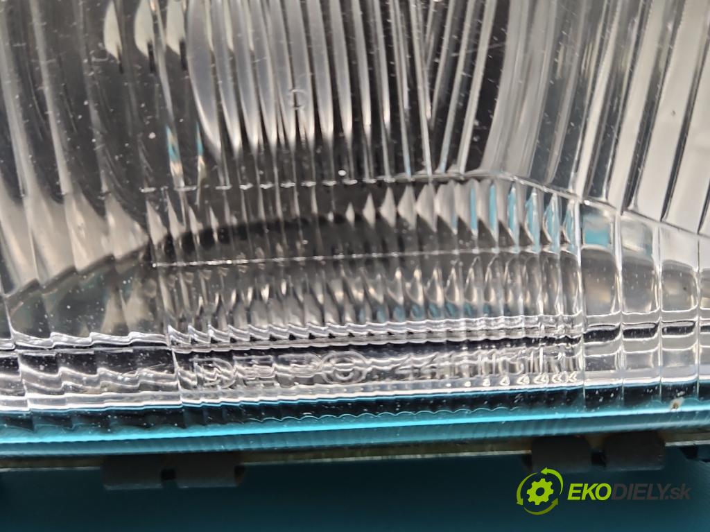 Audi 80 B4 1991-1994 1.9 tdi 90 HP manual 66 kW 1896 cm3 4- Reflektor: pravý  (Pravé)