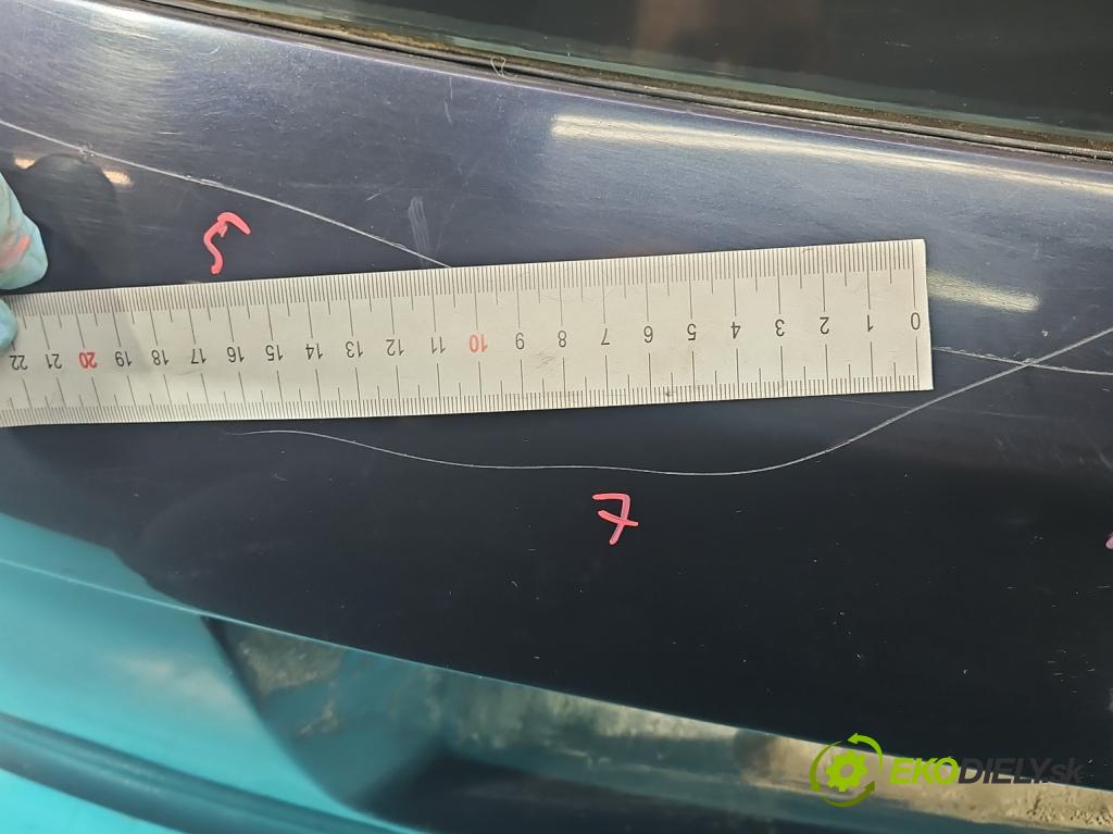 Audi A4 B6 2000-2004 2.5 tdi 179KM manual 132 kW 2496 cm3 5- zadní kufrové dveře  (Zadní kapoty)