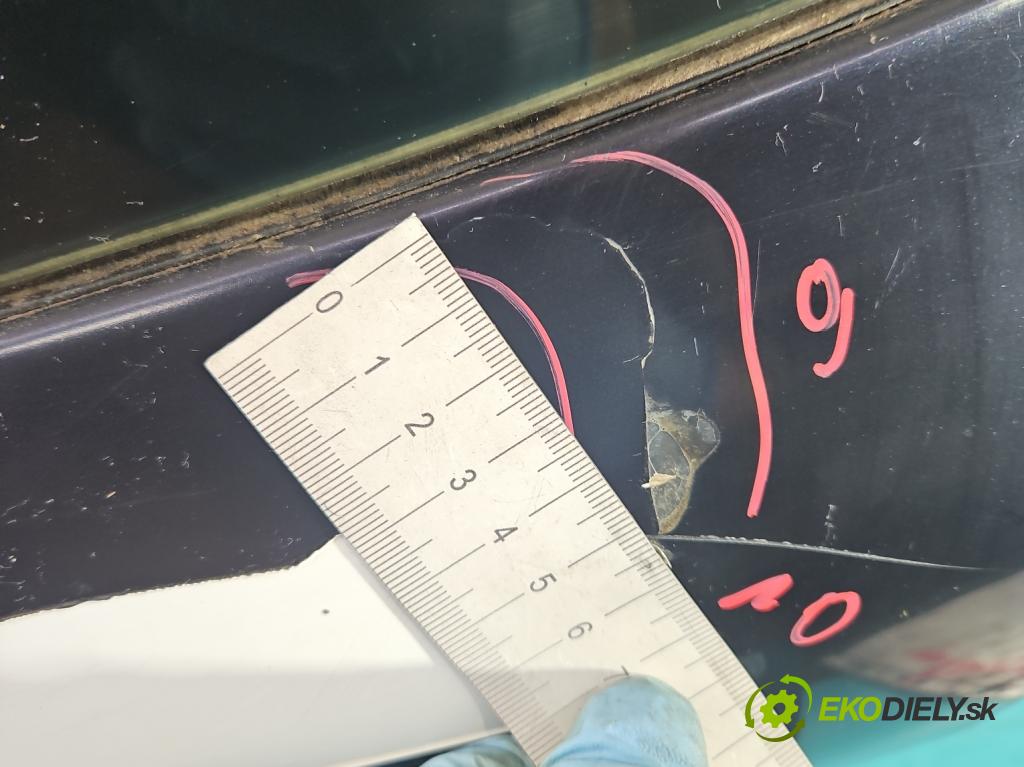 Audi A4 B6 2000-2004 2.5 tdi 179KM manual 132 kW 2496 cm3 5- zadní kufrové dveře  (Zadní kapoty)