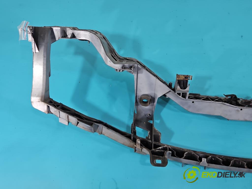 Ford Focus Mk2 2004-2011 1.6 16V 116 hp manual 85 kW 1596 cm3 4- stěna přední  (Výztuhy přední)