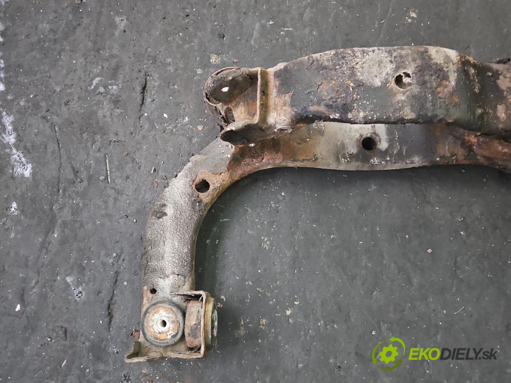 Skoda Octavia I 1996-2010 1.9 tdi 131 hp manual 96 kW 1896 cm3 5- zadní výztuha  (Výztuhy zadní)