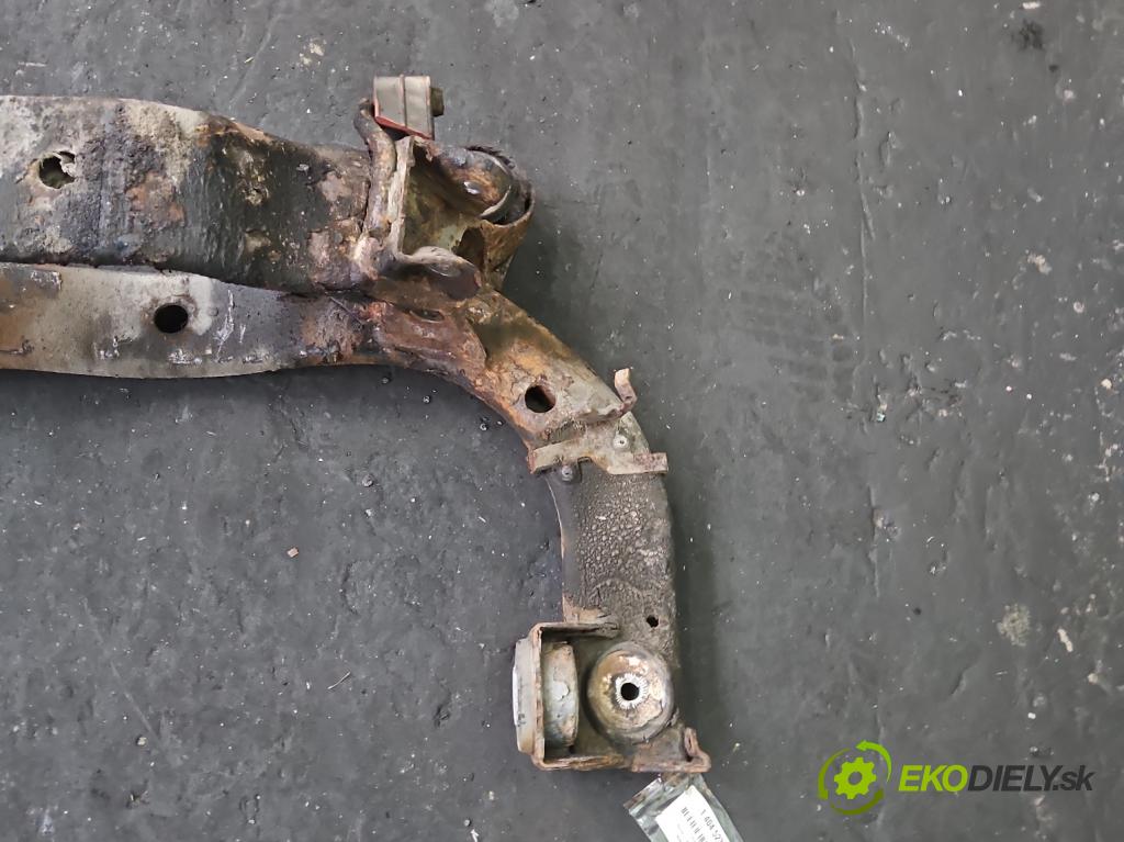 Skoda Octavia I 1996-2010 1.9 tdi 131 hp manual 96 kW 1896 cm3 5- zadní výztuha  (Výztuhy zadní)